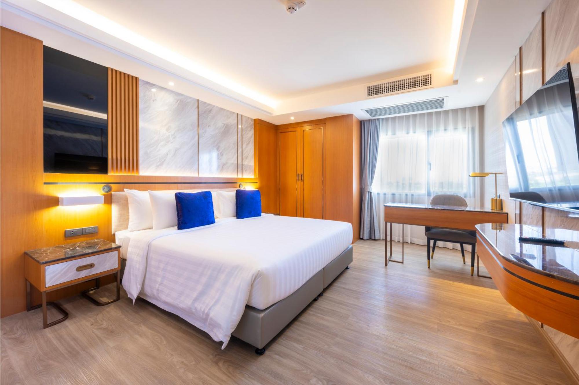 Hotel Wyndham Jomtien Pattaya Na Chom Thian Exterior foto